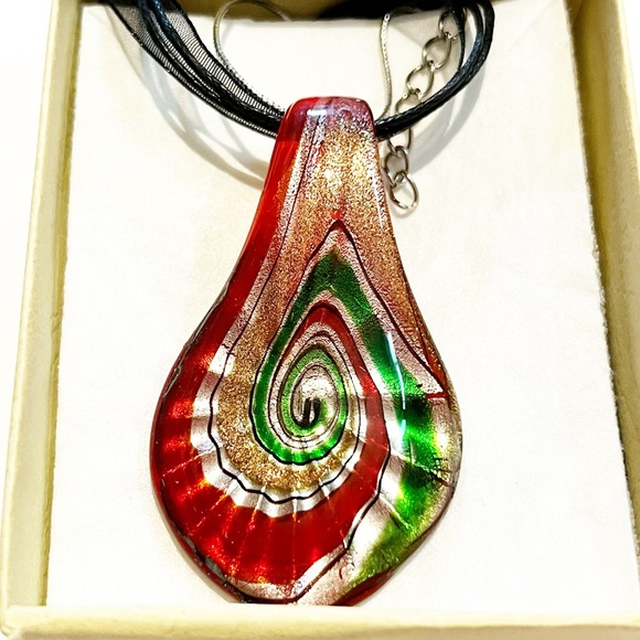 Murano Style Blown Glass Necklace Teardrop Red Green Silver Gold Swirl Sparkly - Picture 3 of 6